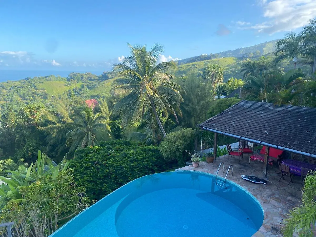 Globe Trotter Lodge Tahiti 푸나우이아 홈스테이